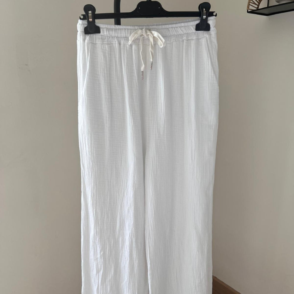 bas-gaze-de-coton-blanc