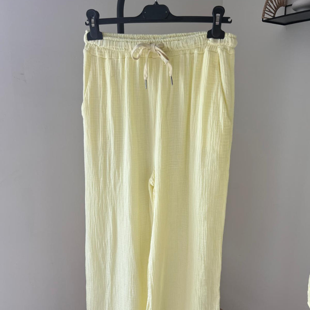 bas-gaze-de-coton-jaune