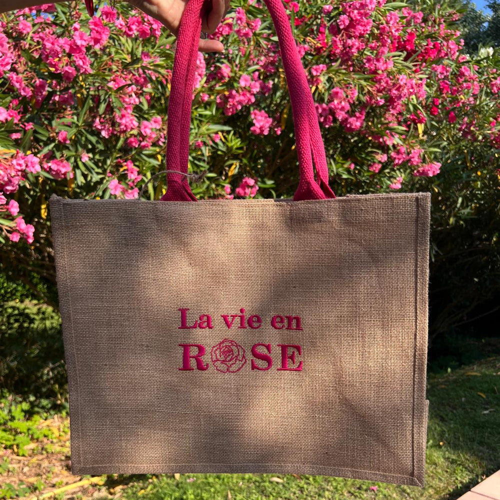 Sac de plage brodé : la vie en rose