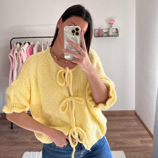 noeud-pull-jaune-haut-coton-soleil-fleuries